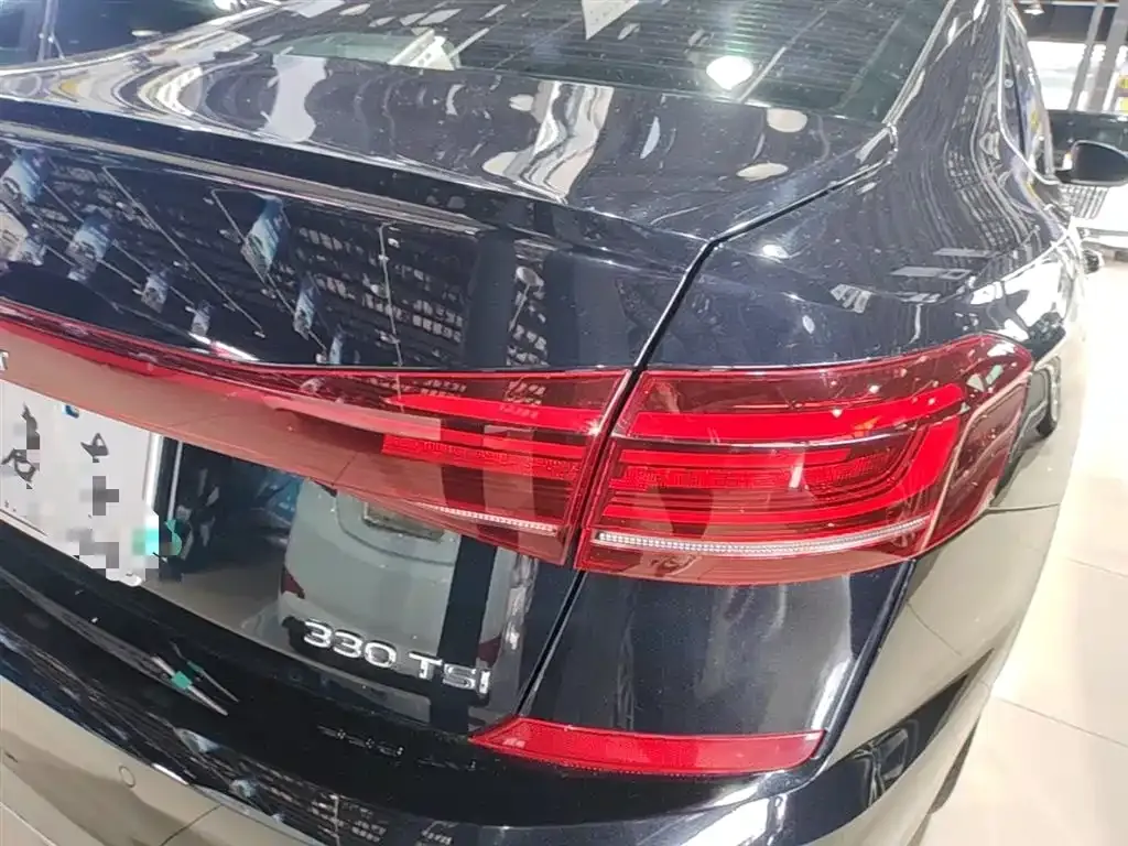 Volkswagen Passat — фото 3