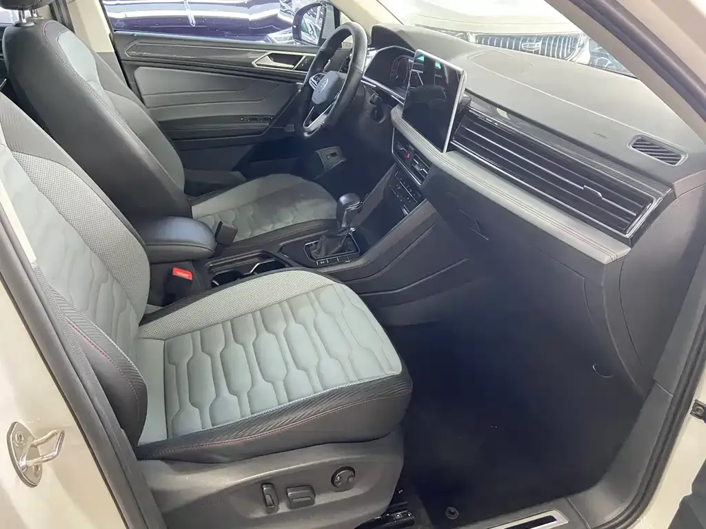 Volkswagen Tiguan X 2022 из CN, фото 6