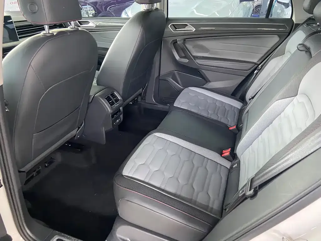 Volkswagen Tiguan X 2022 из CN, фото 5