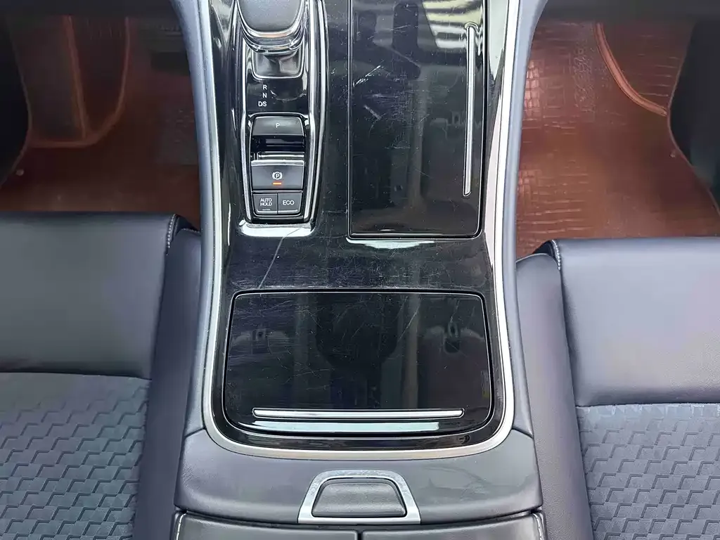 GAC Motor Trumpchi M8 — фото 9