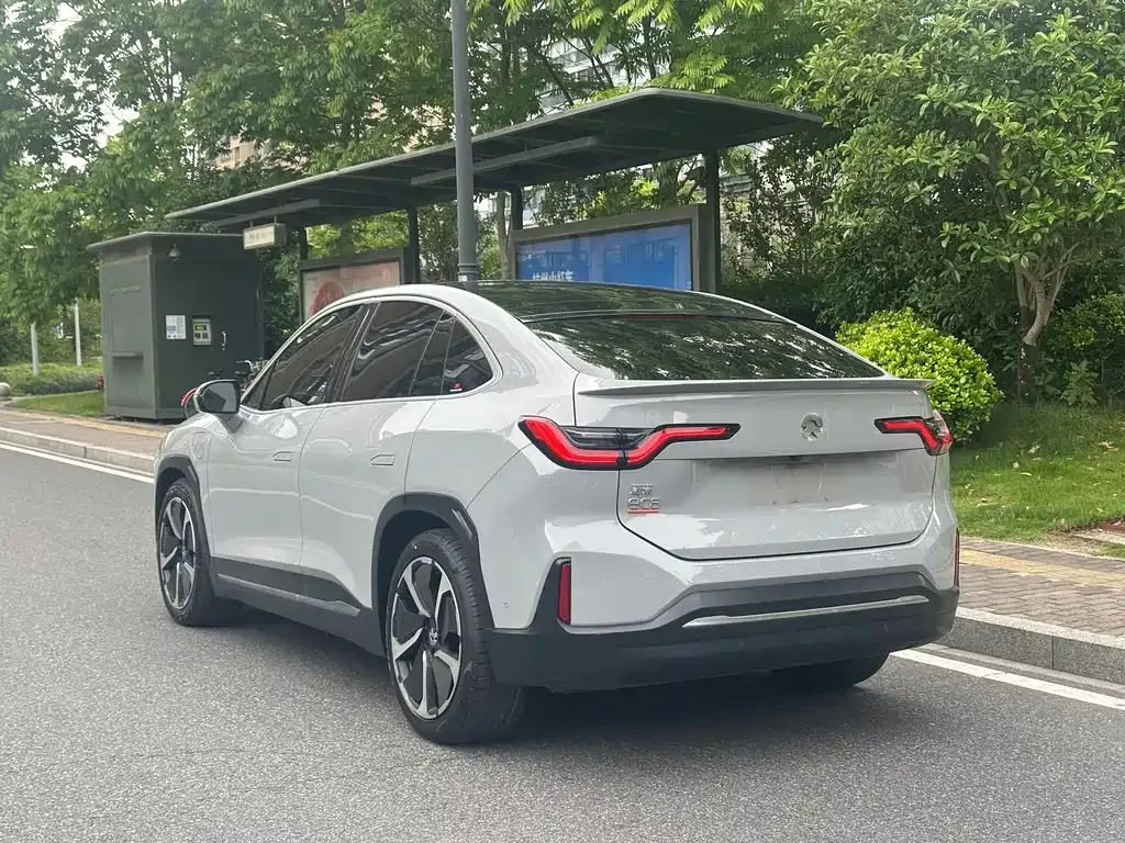 NIO EC6 — фото 9