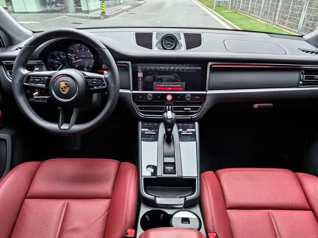 Porsche Macan — фото 4