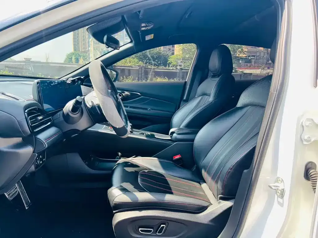 GAC Motor Shadow Leopard — фото 3