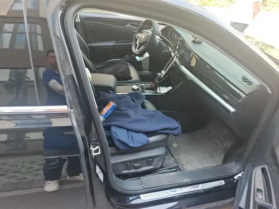 Volkswagen Passat — фото 8