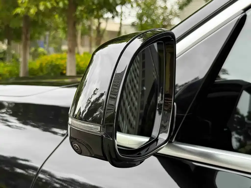 BMW X5 (Import) — фото 6