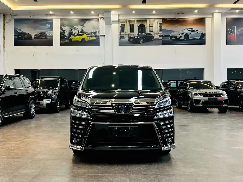Toyota Vellfire — фото 8