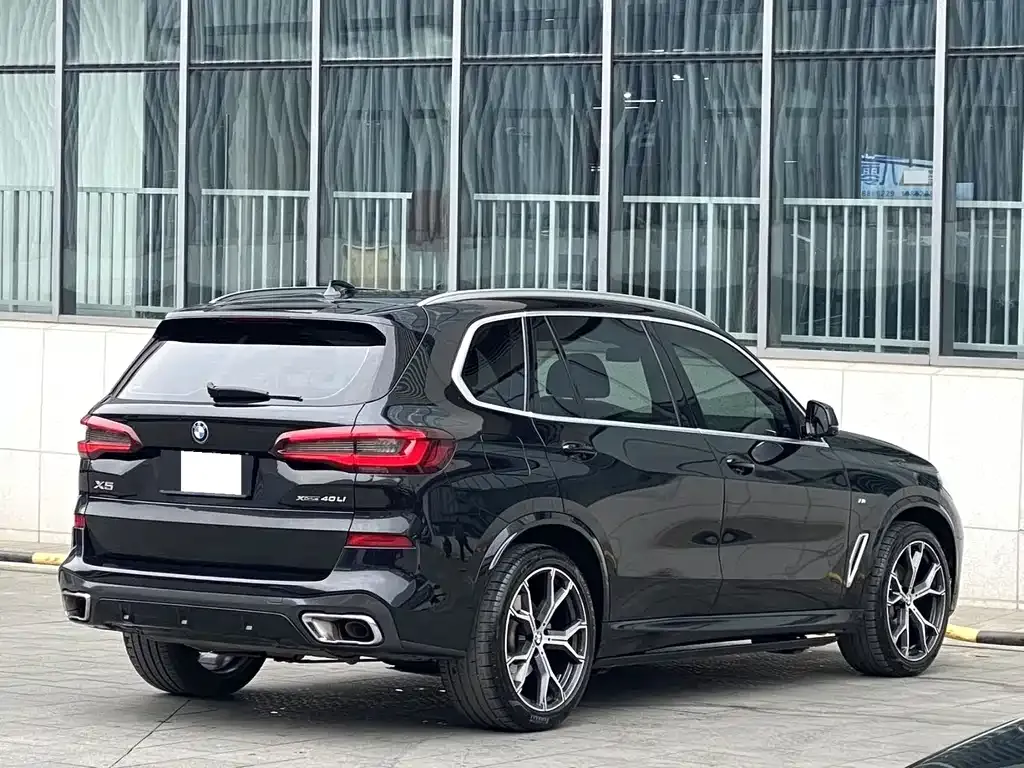 BMW X5 — фото 5