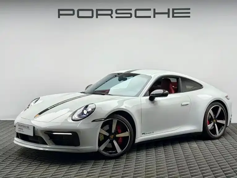 Porsche 911 — фото 1