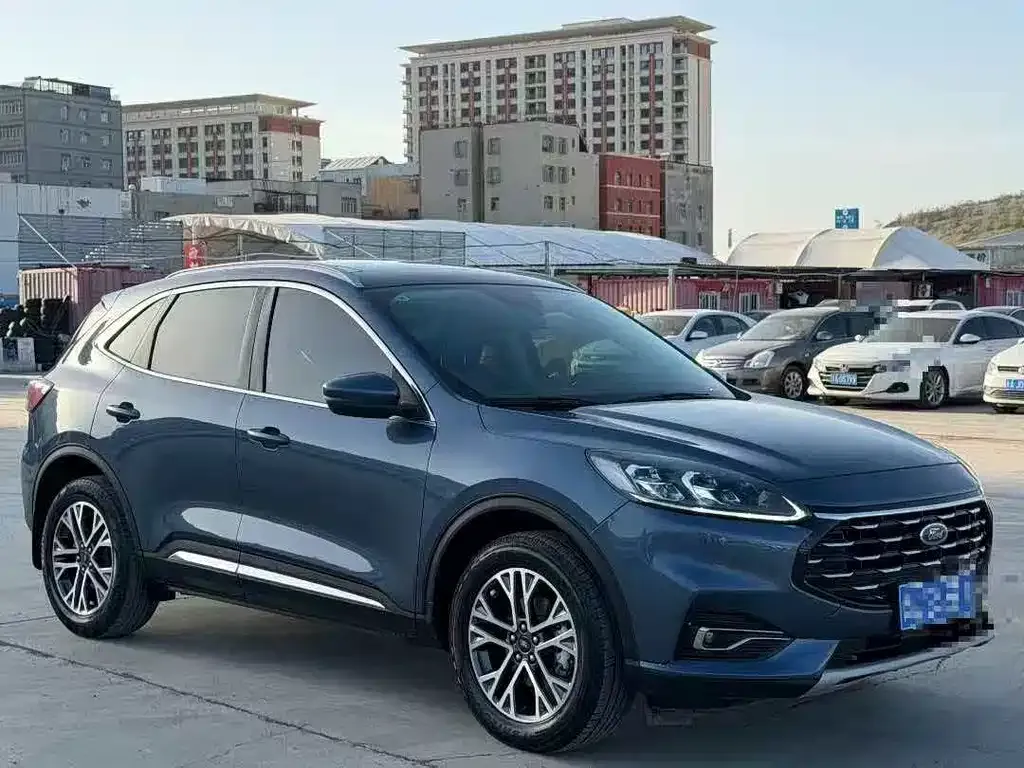 Ford Escape 2023 из CN, фото 6