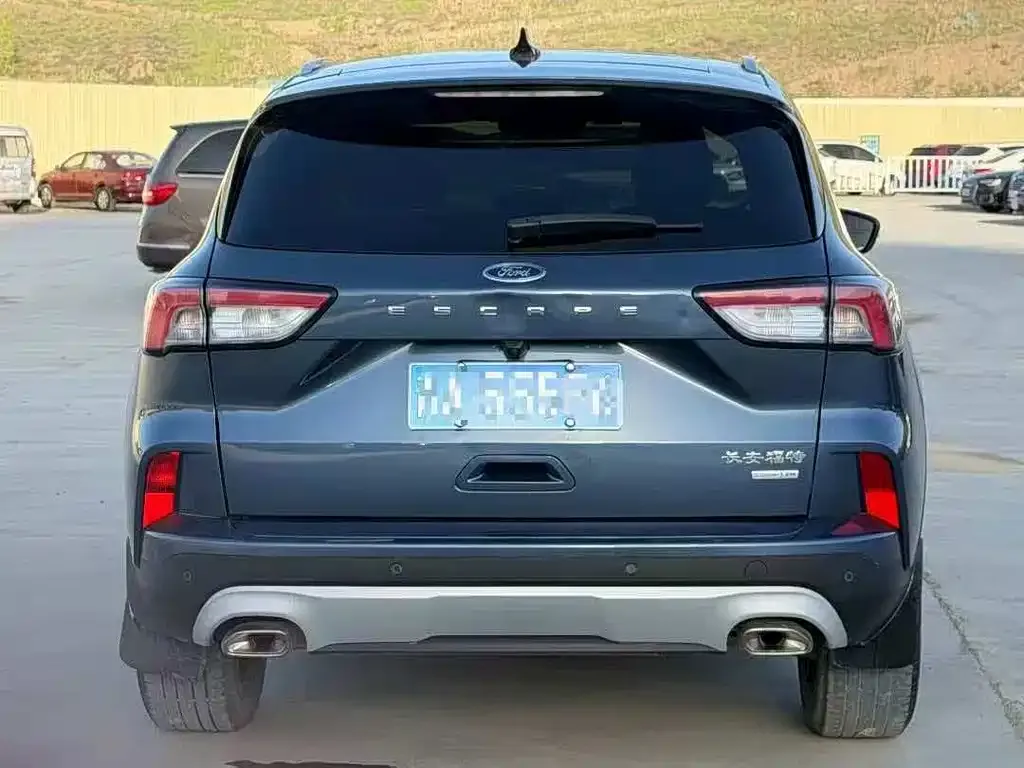 Ford Escape 2023 из CN, фото 4