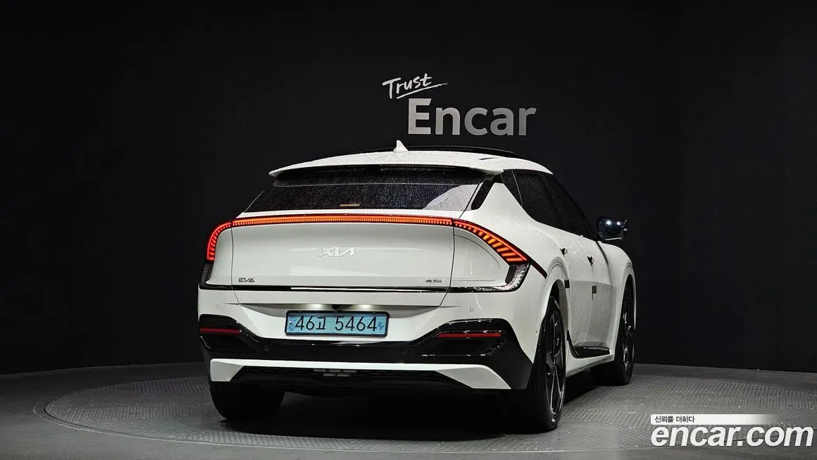 Kia EV6 — фото 2