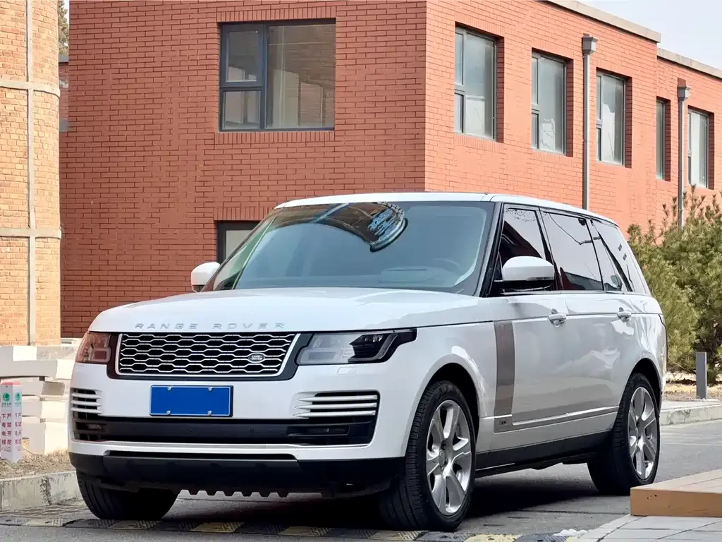 Land Rover Range Rover — фото 1