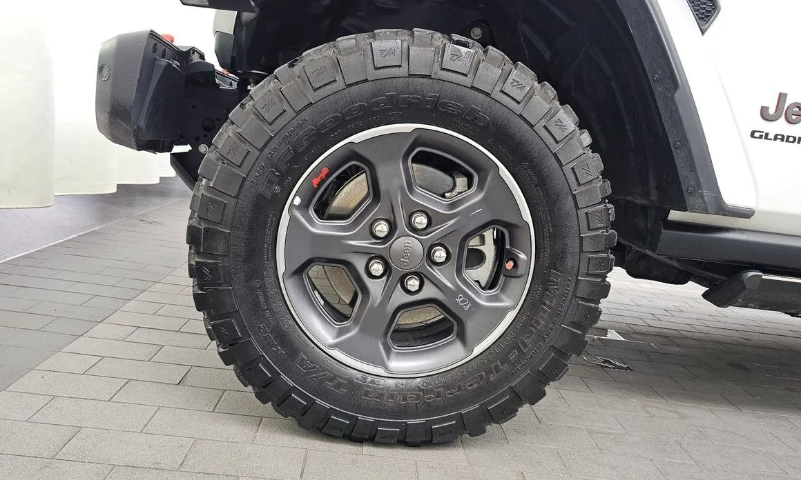 Jeep Gladiator 2023 из KR, фото 2