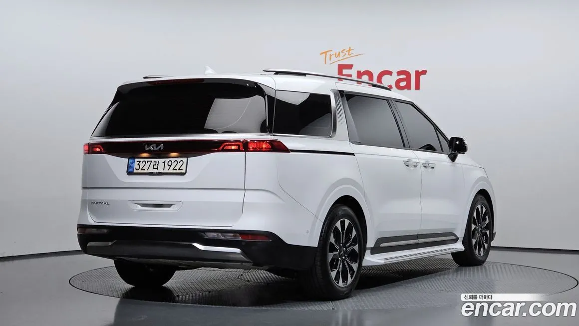 Kia Carnival 2023 из KR, фото 3