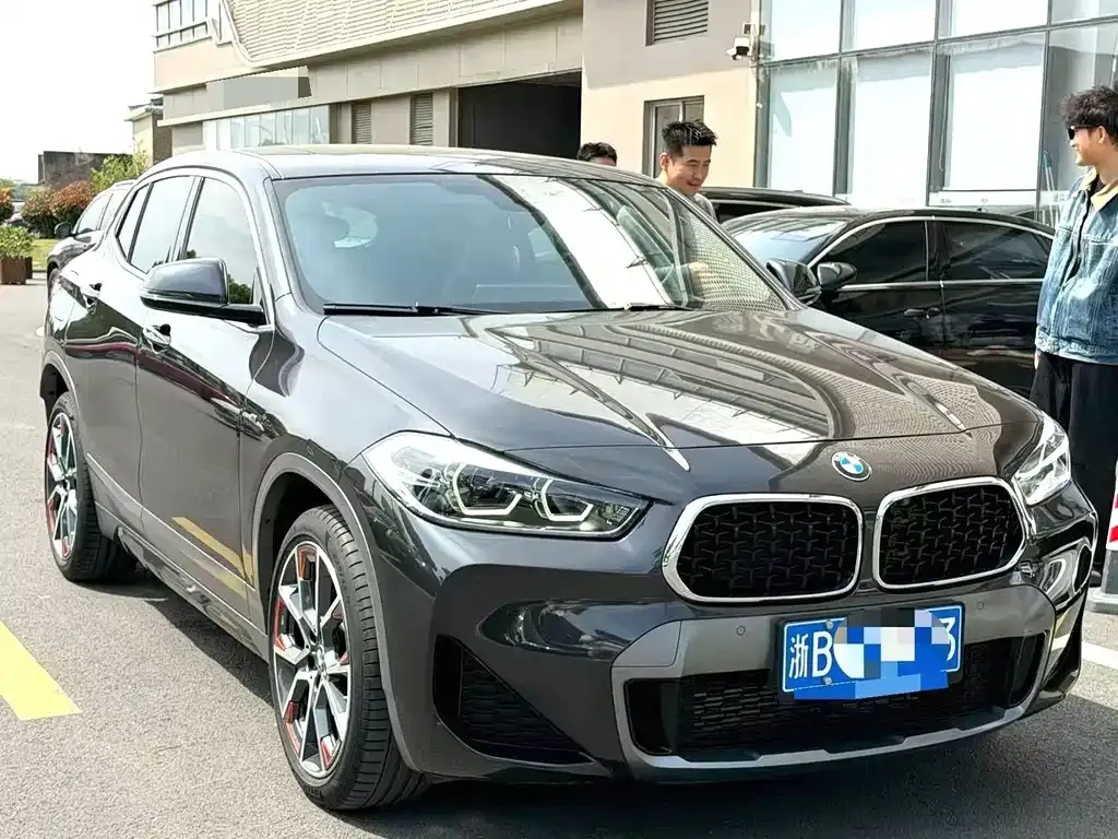 BMW X2 — фото 9