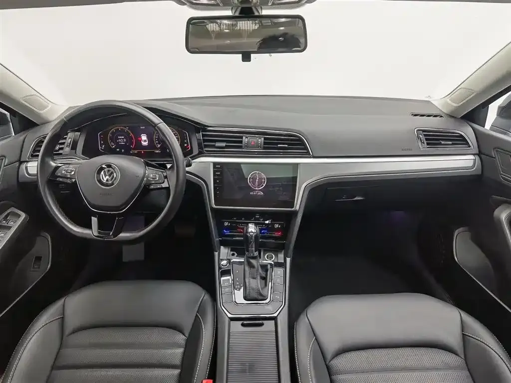 Volkswagen Lamando 2021 из CN, фото 2