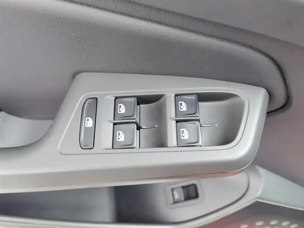 Volkswagen Lamando 2021 из CN, фото 6