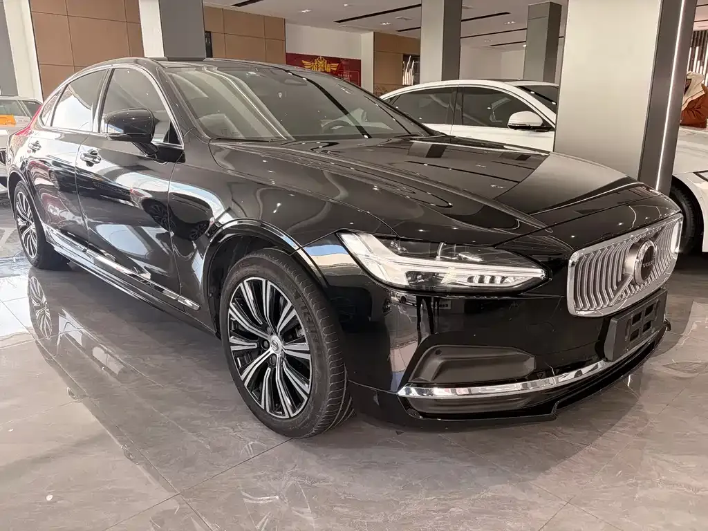 Volvo S90 — фото 10