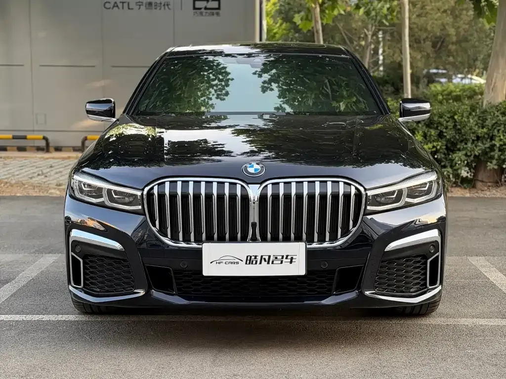 BMW 7 Series — фото 4