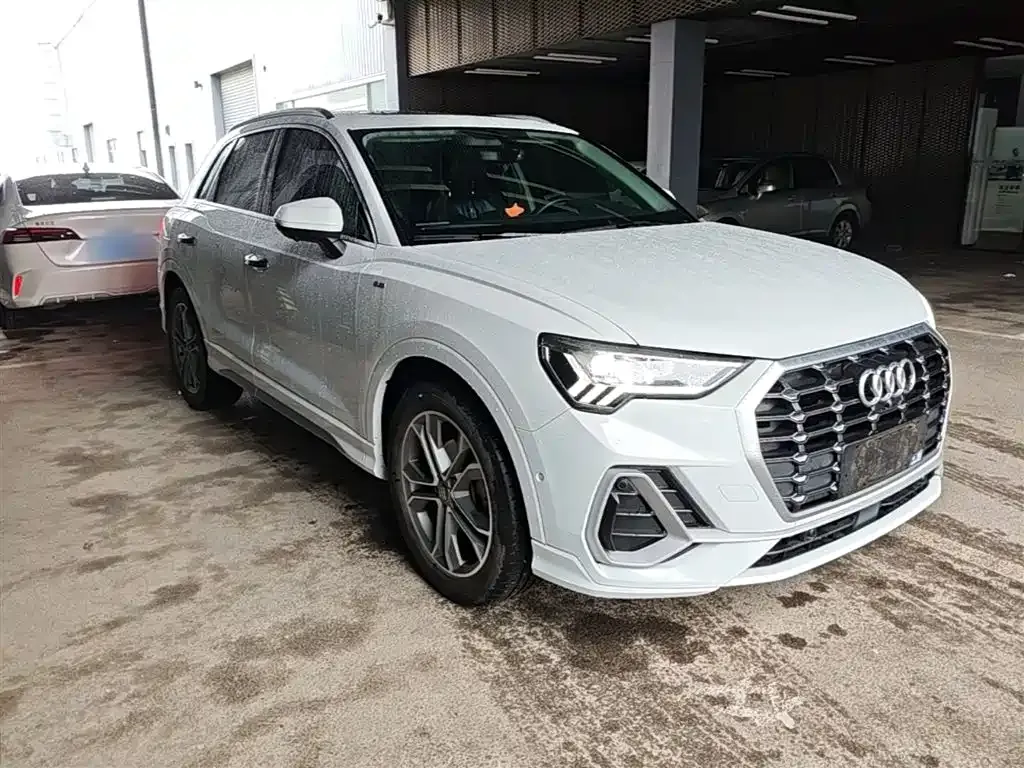 Audi Q3 — фото 5