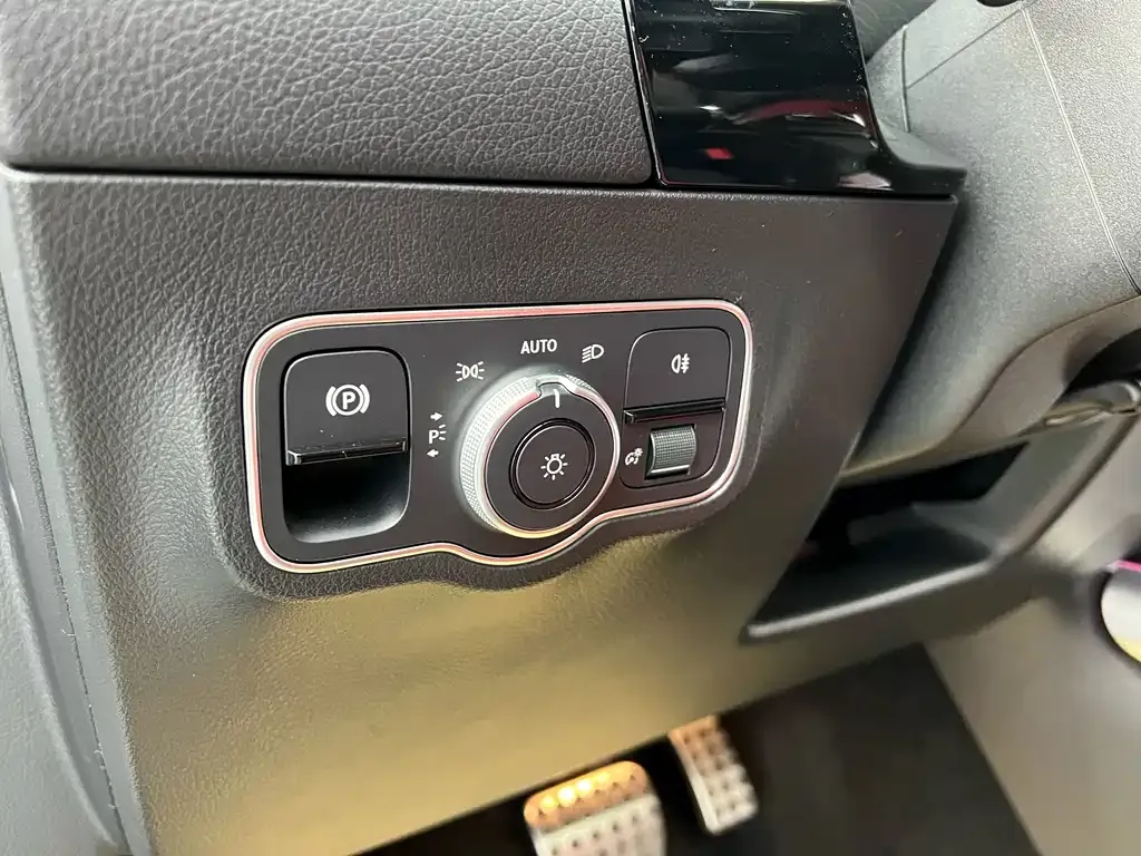 Mercedes-Benz GLA AMG 2023 из CN, фото 4
