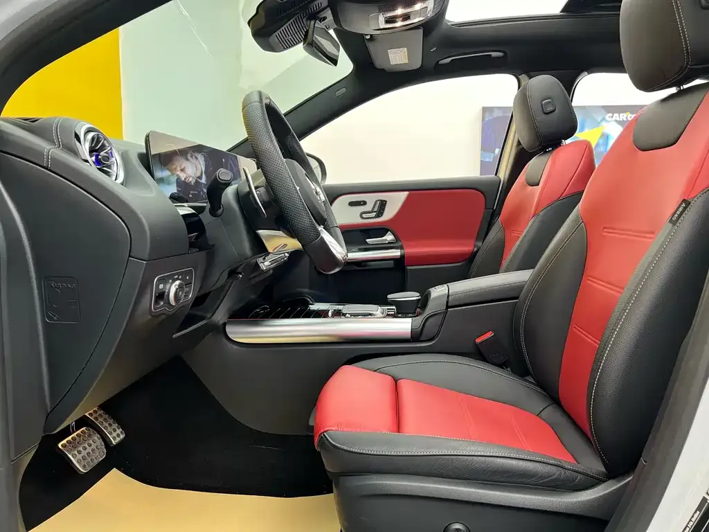Mercedes-Benz GLA AMG 2023 из CN, фото 6
