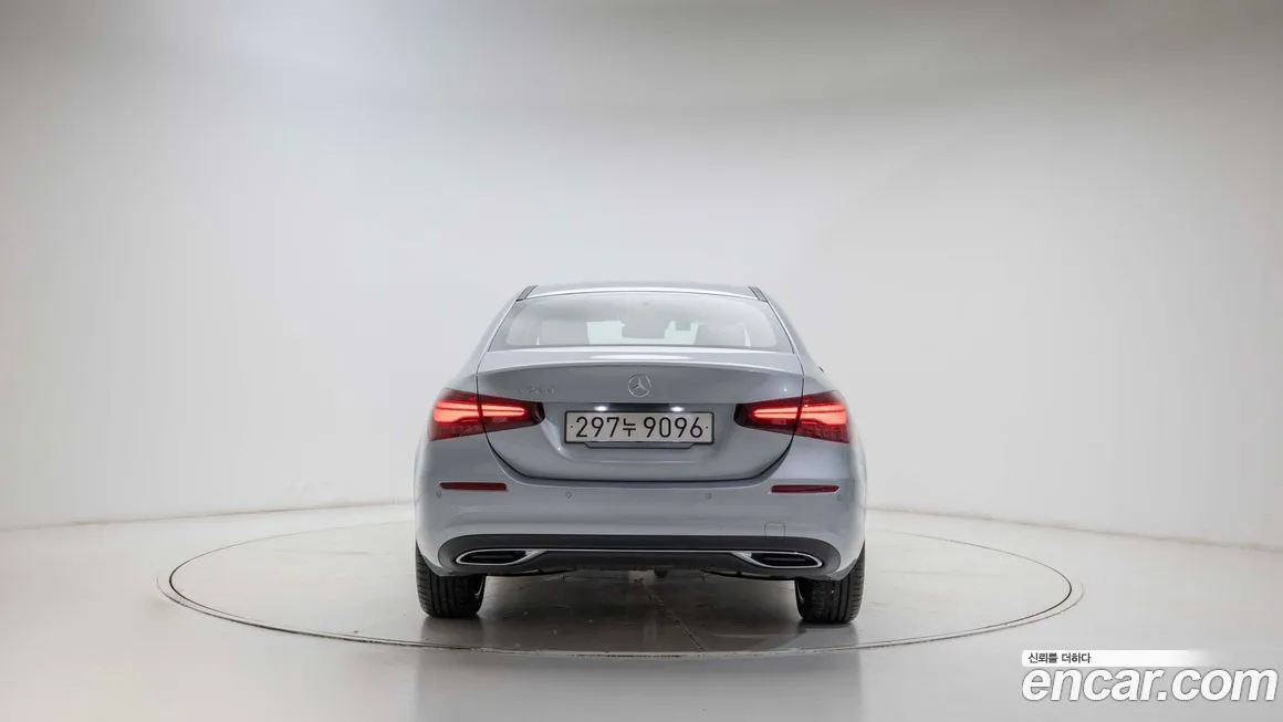 Mercedes-Benz A-Class — фото 10