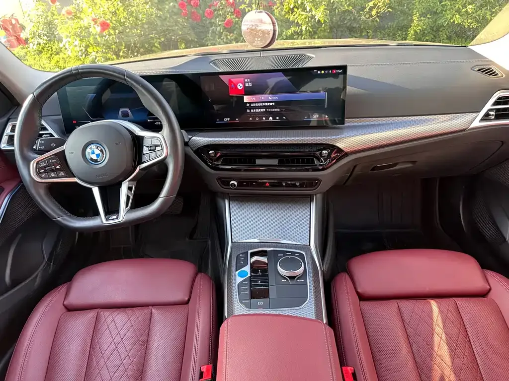 BMW i3 — фото 9
