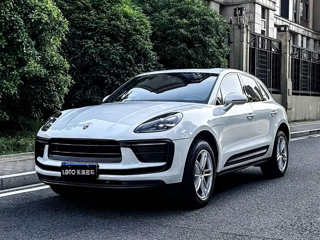 Porsche Macan — фото 1