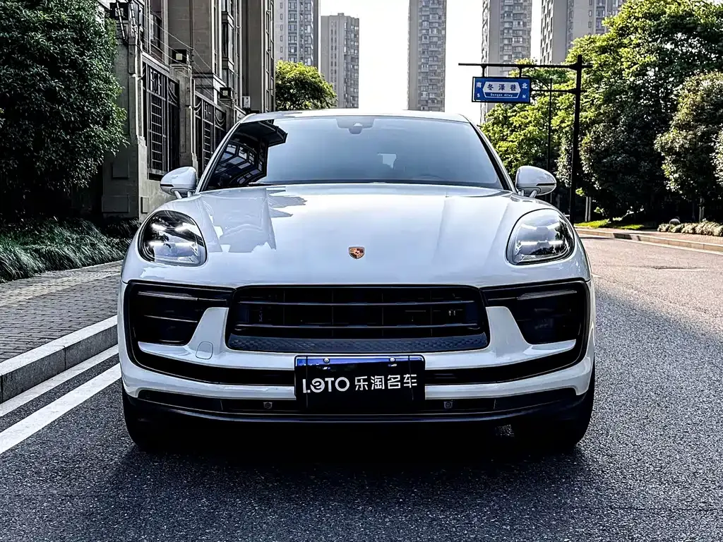 Porsche Macan — фото 7