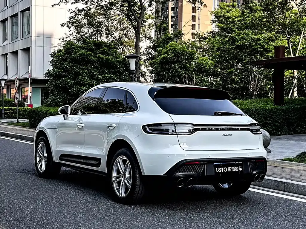 Porsche Macan — фото 9