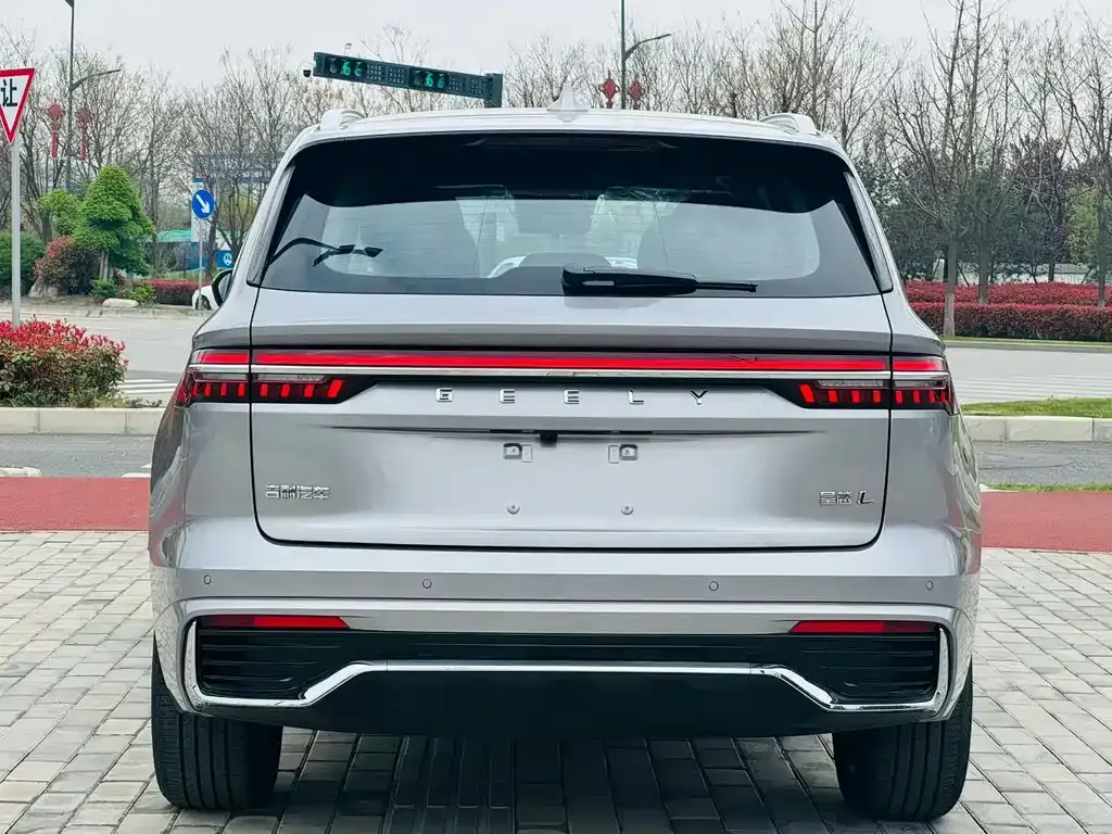 Geely Xingyue L — фото 7