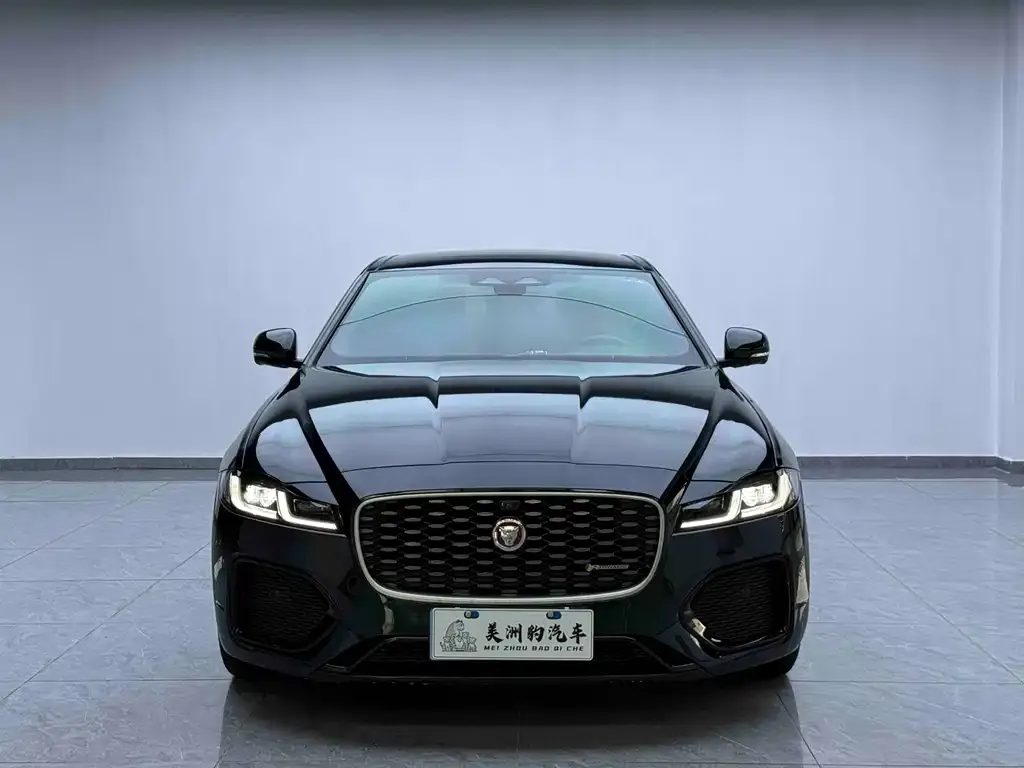 Jaguar XFL — фото 4