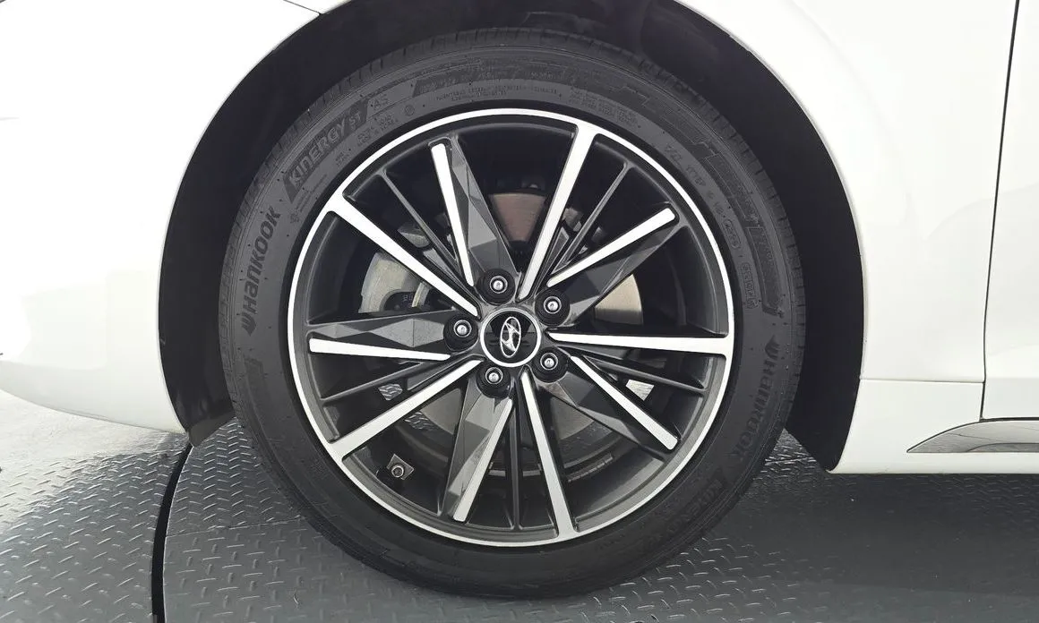 Hyundai Grandeur — фото 10