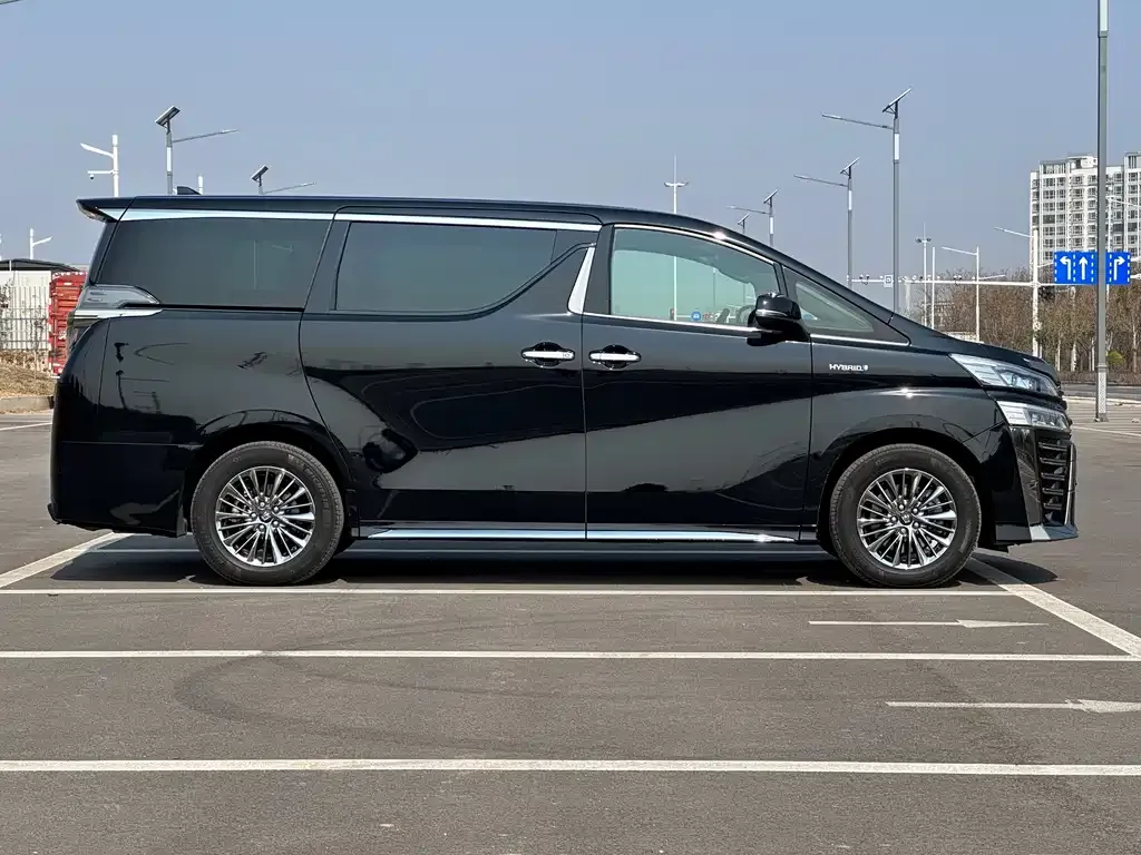Toyota Vellfire 2022 из CN, фото 8