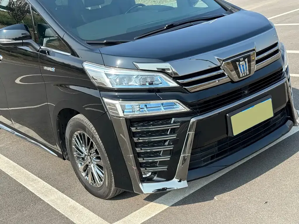 Toyota Vellfire 2022 из CN, фото 4