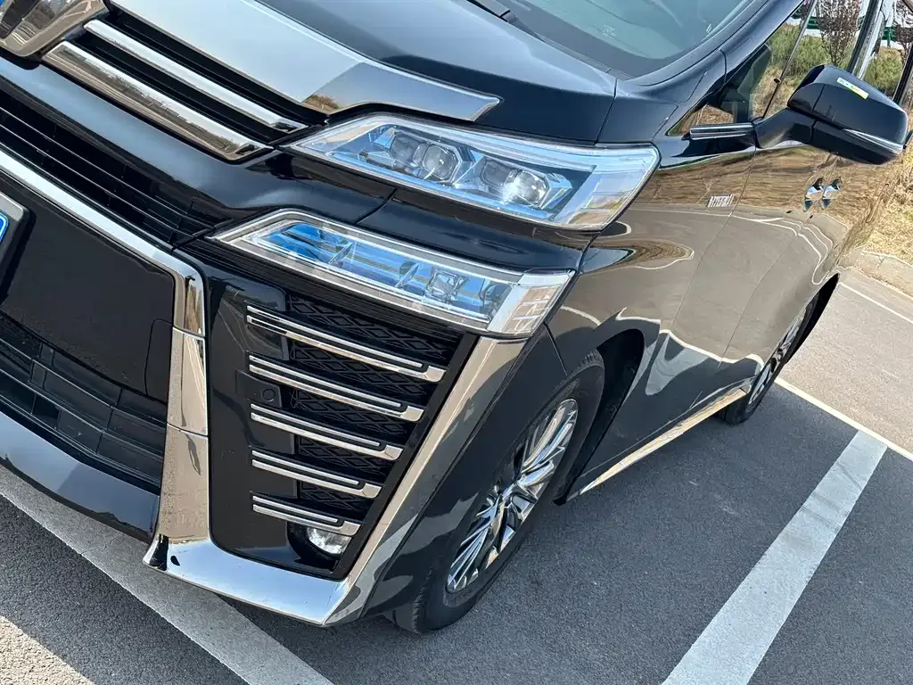 Toyota Vellfire 2022 из CN, фото 7