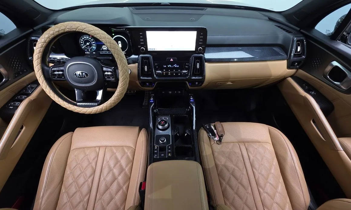 Kia Sorento — фото 7