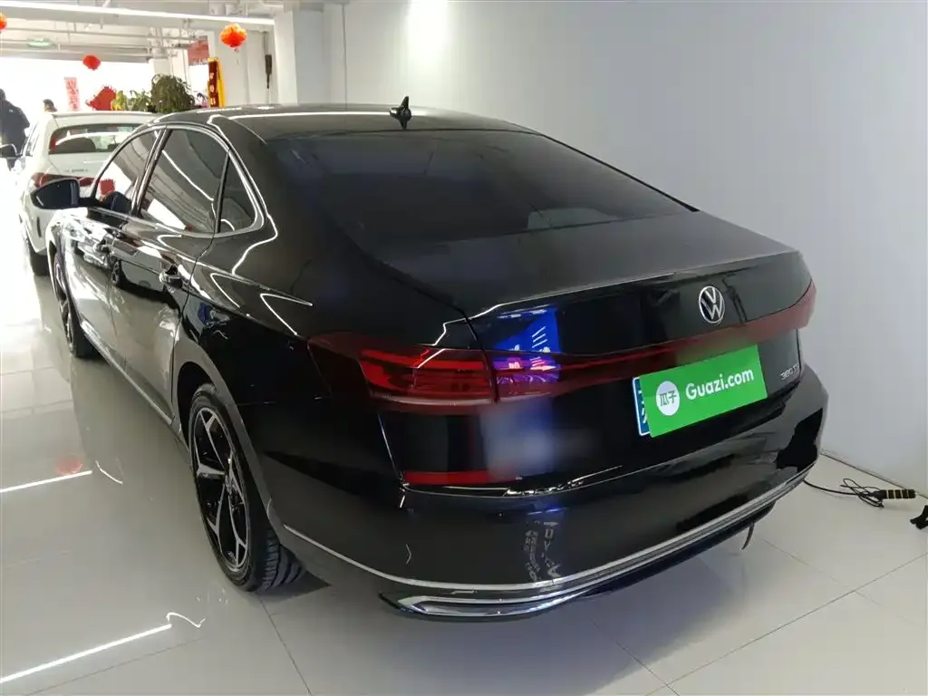 Volkswagen Passat — фото 6
