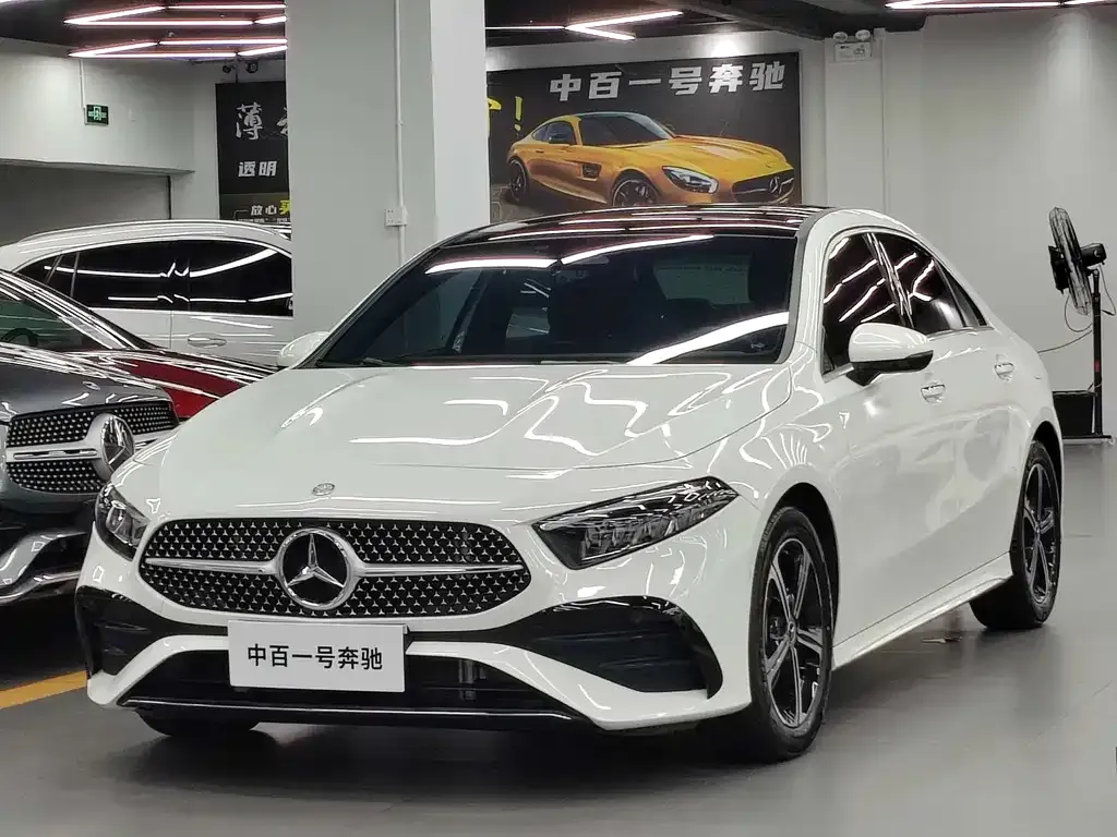 Mercedes-Benz A-Class — фото 1