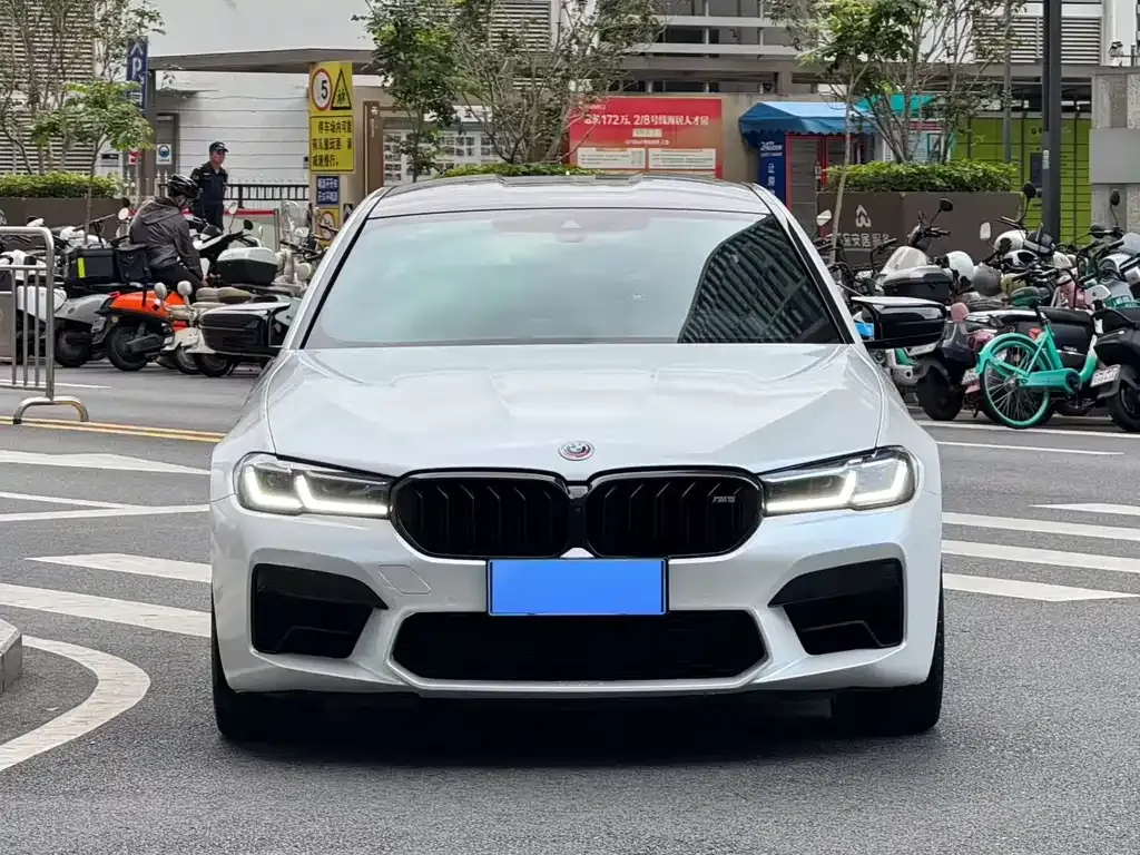 BMW M5 2023 из CN, фото 5