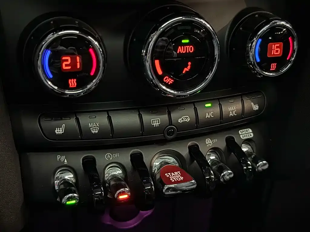 MINI JCW (John Cooper Works) 2022 из CN, фото 9