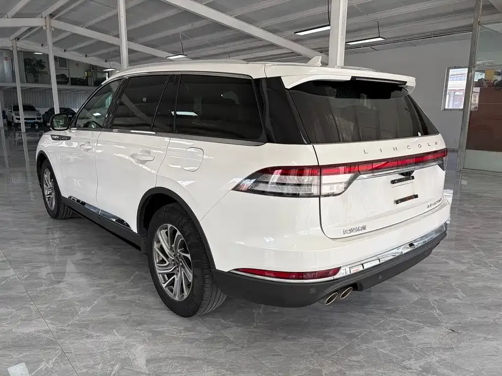 Lincoln Aviator 2021 из CN, фото 7