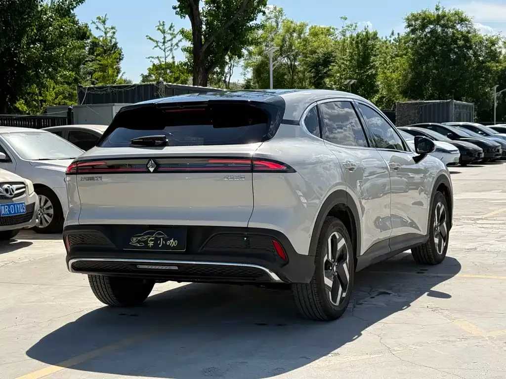 Baojun Yunhai 2024 из CN, фото 9