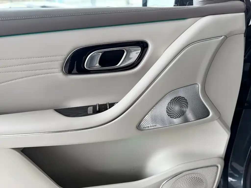 Geely Galaxy M9 — фото 6
