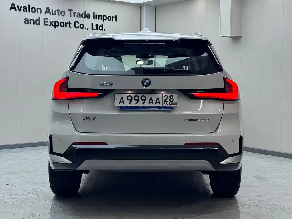 BMW X1 — фото 2