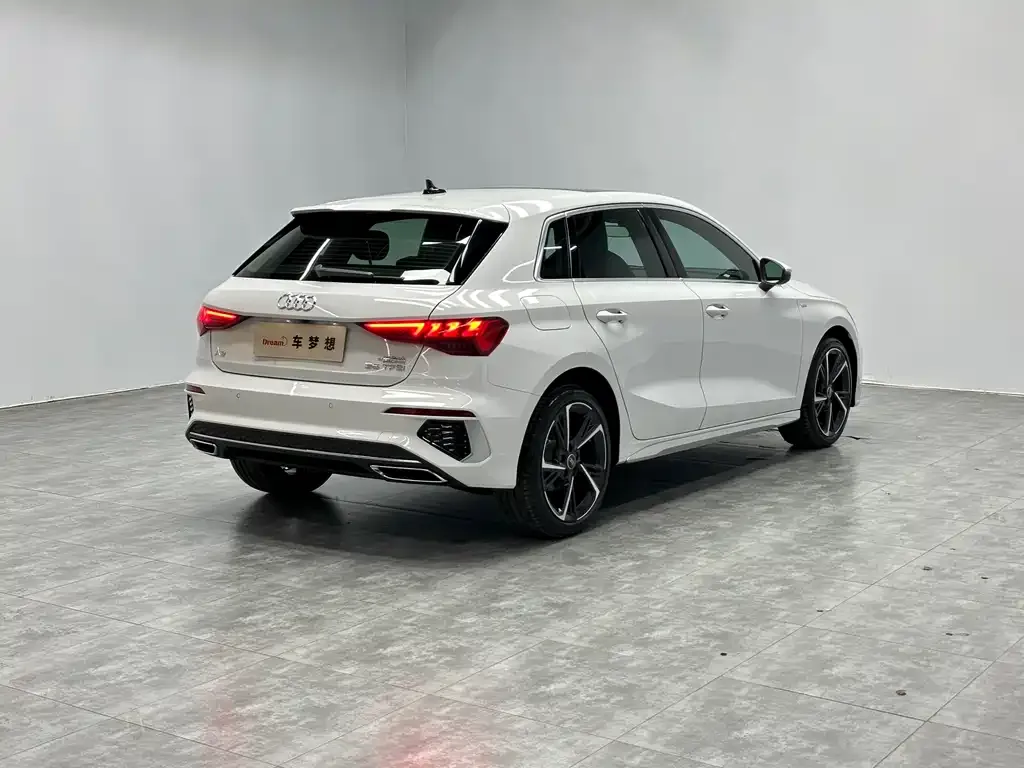 Audi A3 — фото 9