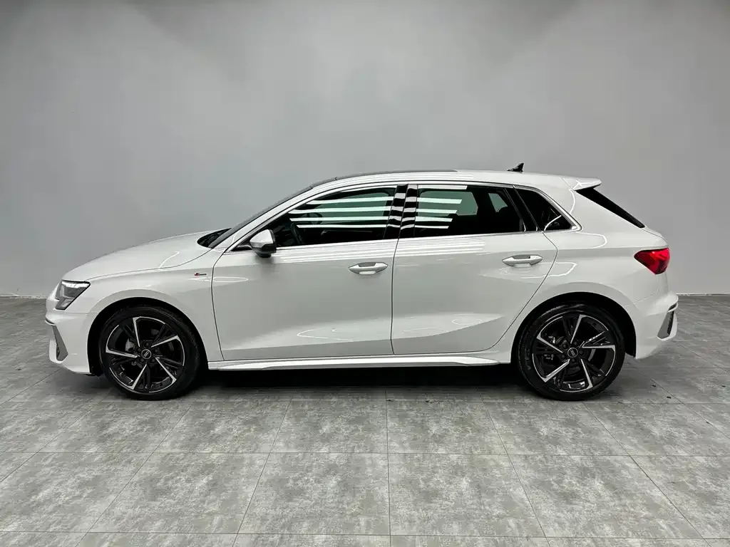 Audi A3 — фото 10
