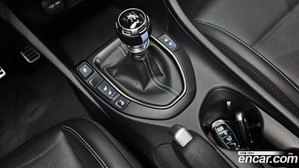 Hyundai Veloster 2021 из KR, фото 9