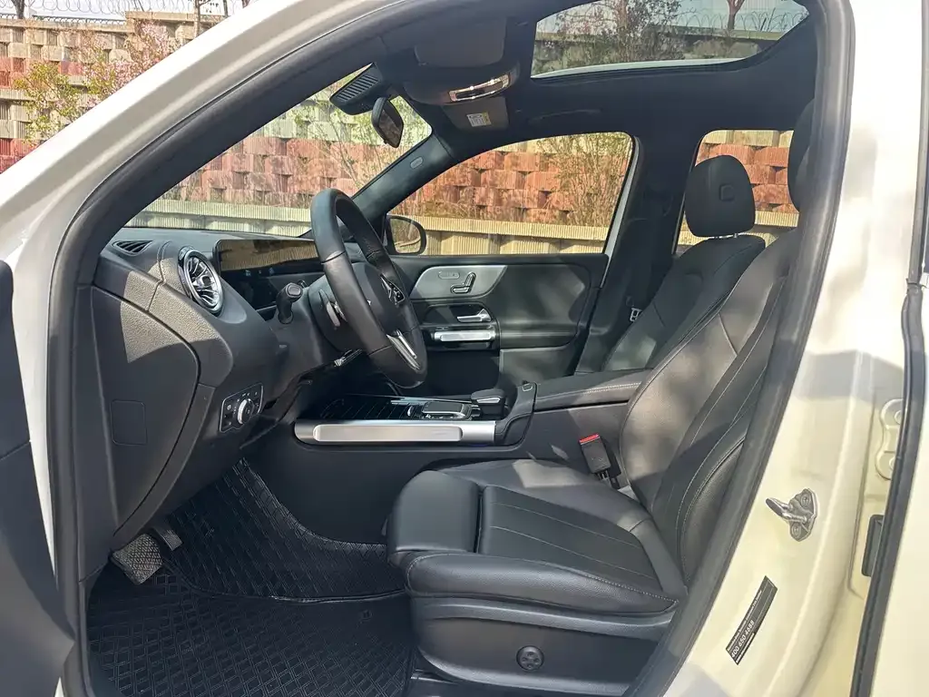 Mercedes-Benz GLB 2022 из CN, фото 5